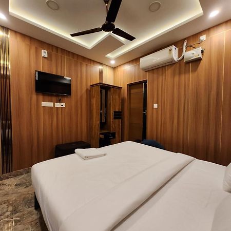 Royal View Residency Hotel Attingal Exterior photo